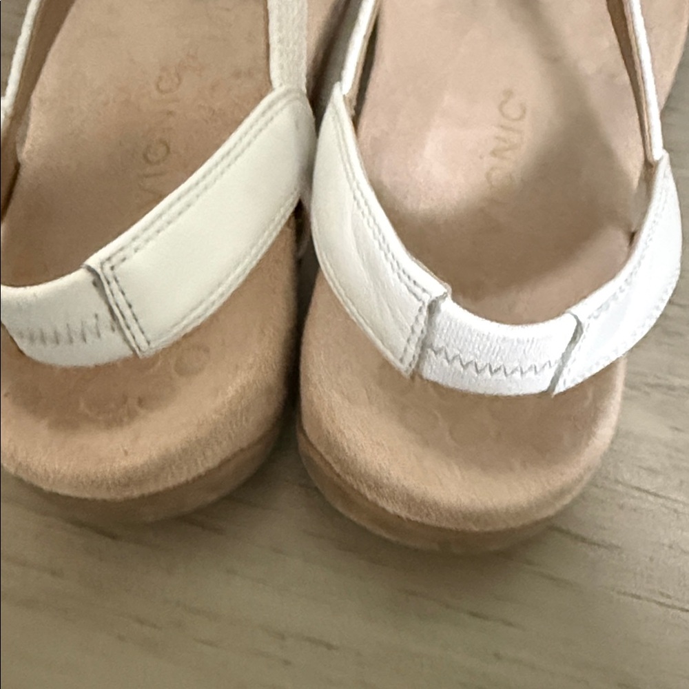 VionicWhite Women's T-strap Comfort Sandals - Picture 8 of 9